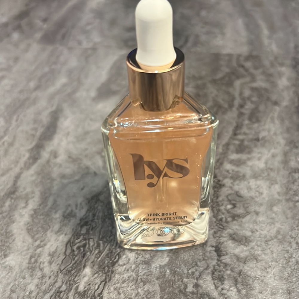 L.Y.S. Beauty Think Bright Glow+Hydrating Serum with Vitamin C & Hyaluronic Acid - Picture 2 of 3